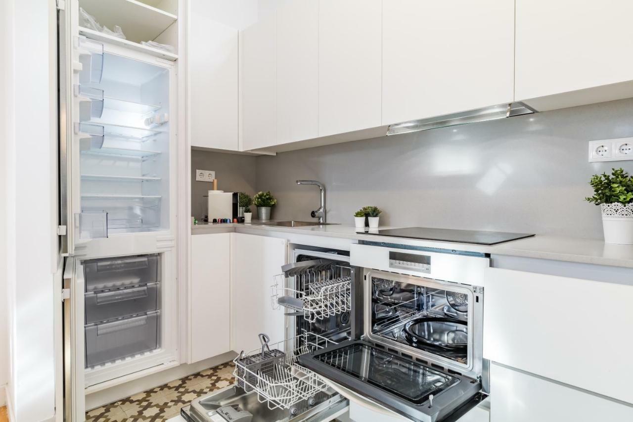 PYR Select Puerta del Sol VI Apartamento Madrid Exterior foto
