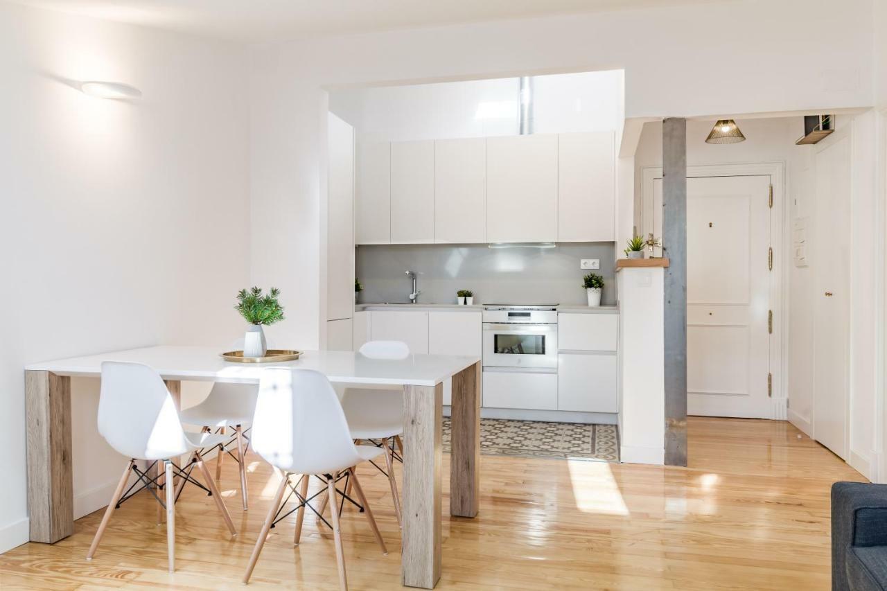 PYR Select Puerta del Sol VI Apartamento Madrid Exterior foto